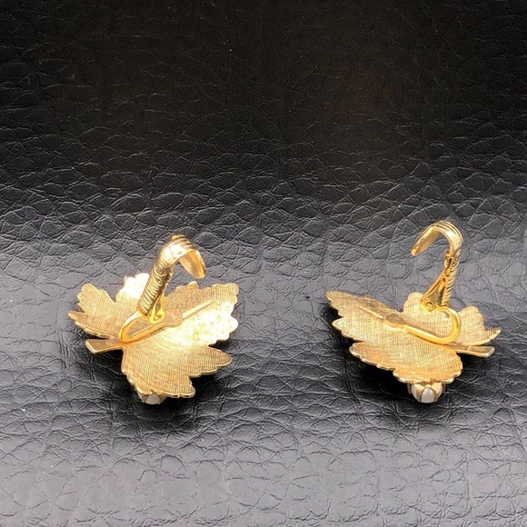 Sarah Coventry Maple Leaf Brooch Pin Clip Earring "Whispering Leaf" Vintage Demi - Picture 5 of 11